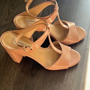 Antonio Melani Women's Pink Block Heel Sandals